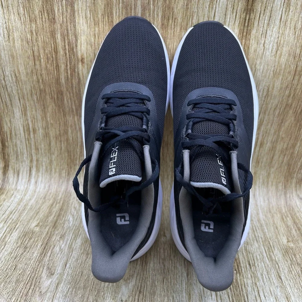 FootJoy mesh always black
